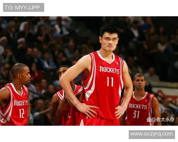 詹姆斯与姚明在赛场上的激烈碰撞引发的篮球文化深思与讨论