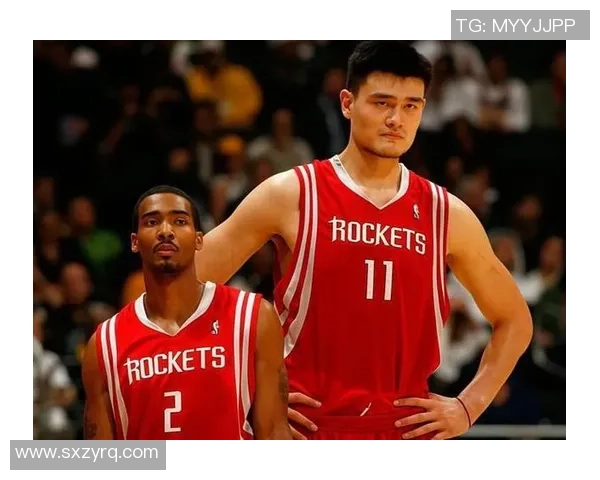 年少姚明的青春岁月与篮球梦想的珍贵瞬间回忆