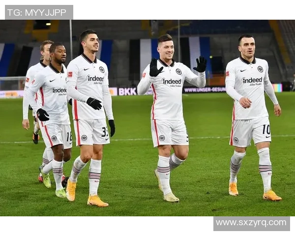 德甲惊现冷门里昂绝杀巴萨全场沸腾瞬间回顾