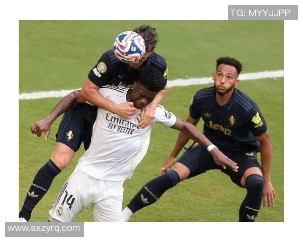 欧联杯惊天冷门皇马点球大战3-0战胜切尔西引发全场狂欢 欧联杯惊天冷门皇马点球大战3-0战胜切尔西引发全场狂欢