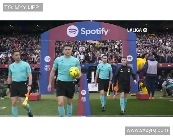 欧联杯激战巴萨与利物浦战成平局帽子戏法引发全场狂欢与转会传闻 欧联杯激战巴萨与利物浦战成平局帽子戏法引发全场狂欢与转会传闻